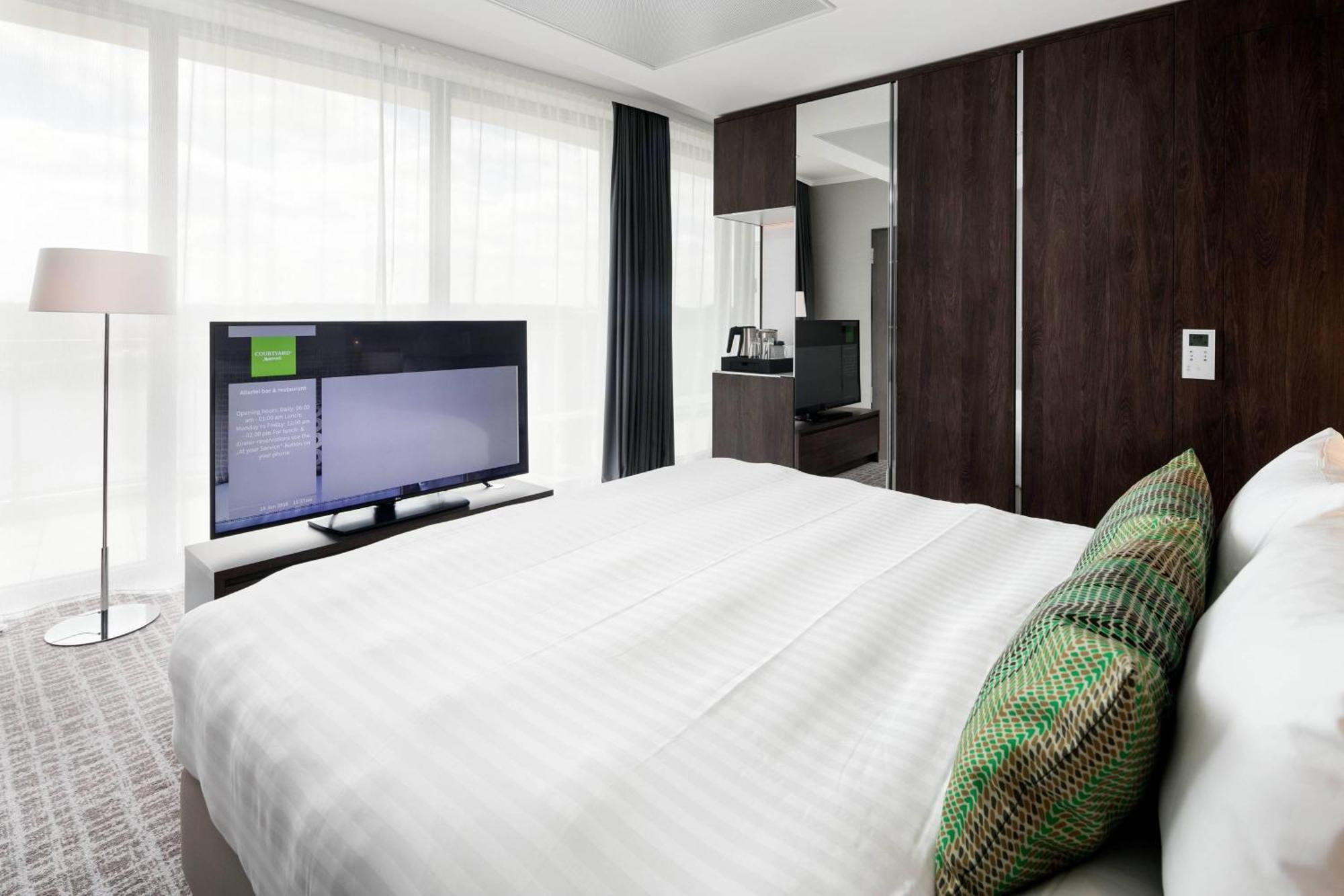Hotel Courtyard By Marriott Wolfsburg Exterior foto